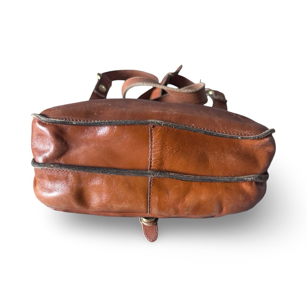 Patricia Nash Vintage London Cowhide leather saddle bag - Picture 12 of 16